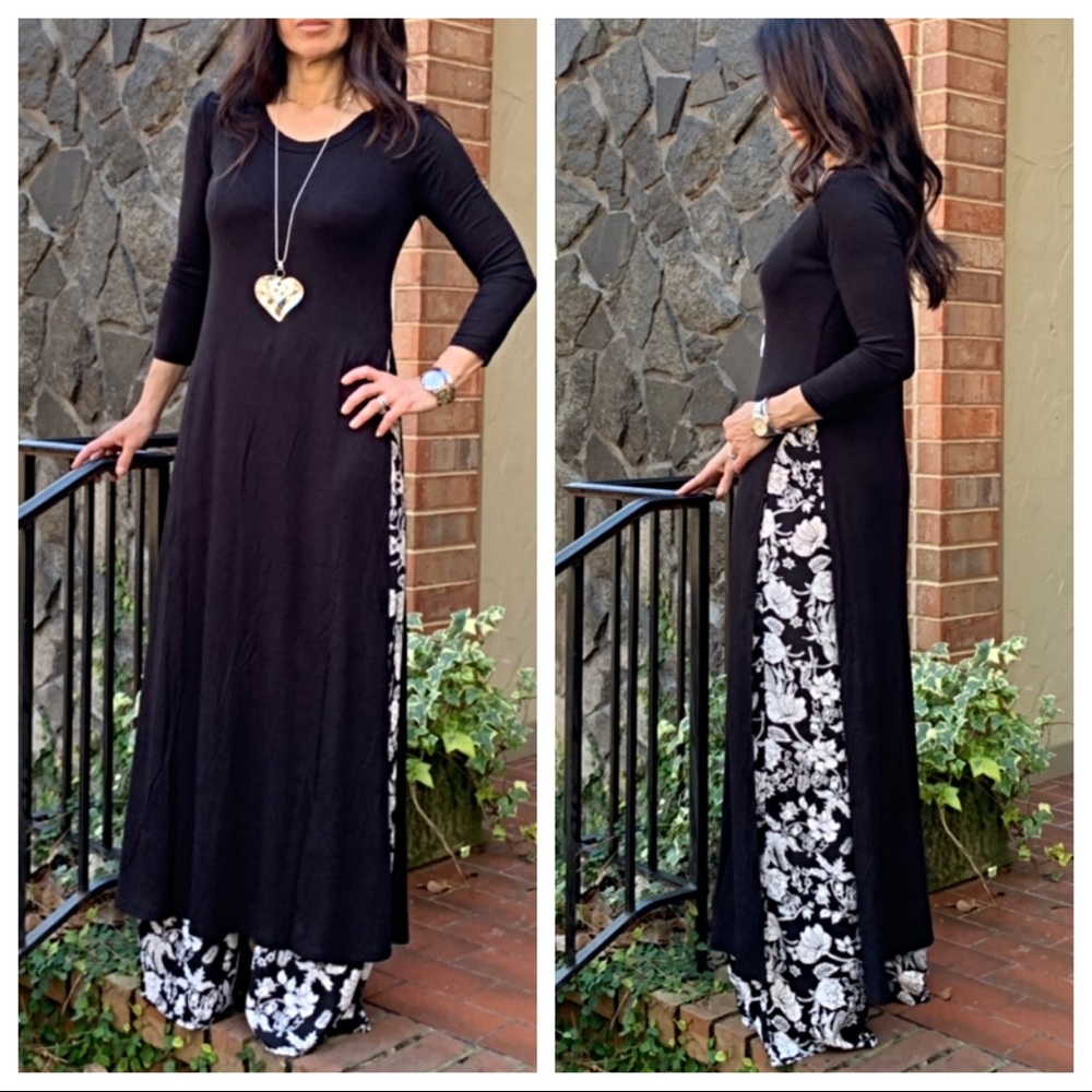 ✨LAST ONE✨Black wide leg floral print pants - Picture 2 of 7